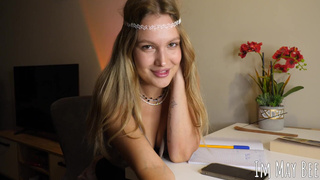 Астролог АймМэйБии в откровенном порно видео: магия секса и звезд