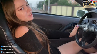 Дистанционный вибратор в машине – мощный оргазм за рулем