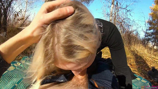 Смотреть онлайн горячий лесной секс в HD качестве