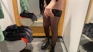 Excited babe sucked me all the cum in the Mall(1).mp4