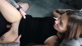 Горячее порно видео: друг присоединился к нашей страсти