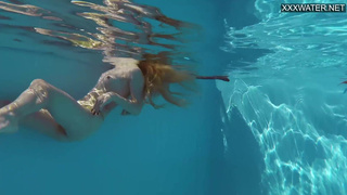 Nata Ocean секс видео с шикарной блондинкой